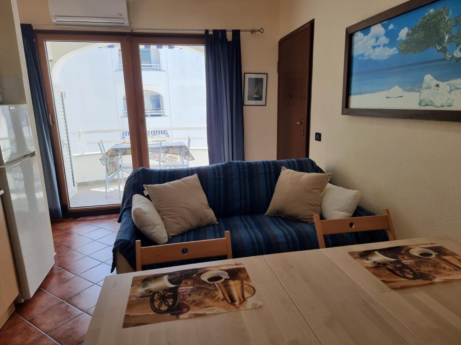 Апарт отель Le Residenze Blu Sardinia Ла-Калетта Экстерьер фото