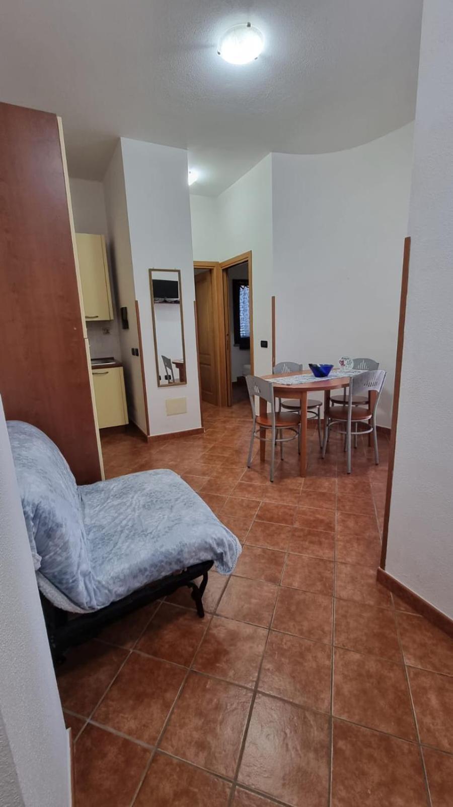 Апарт отель Le Residenze Blu Sardinia Ла-Калетта Экстерьер фото