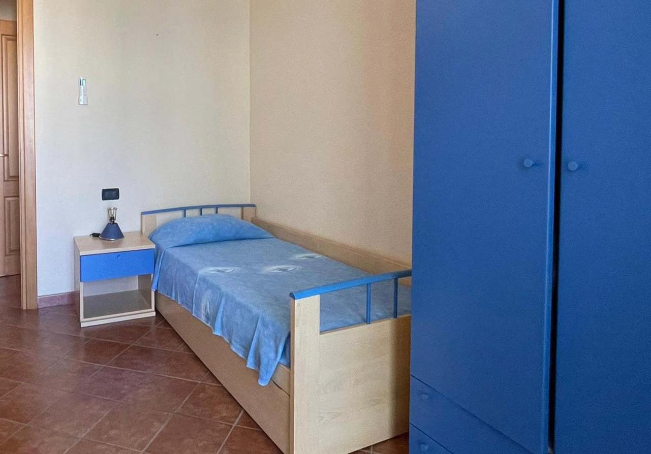 Апарт отель Le Residenze Blu Sardinia Ла-Калетта Экстерьер фото