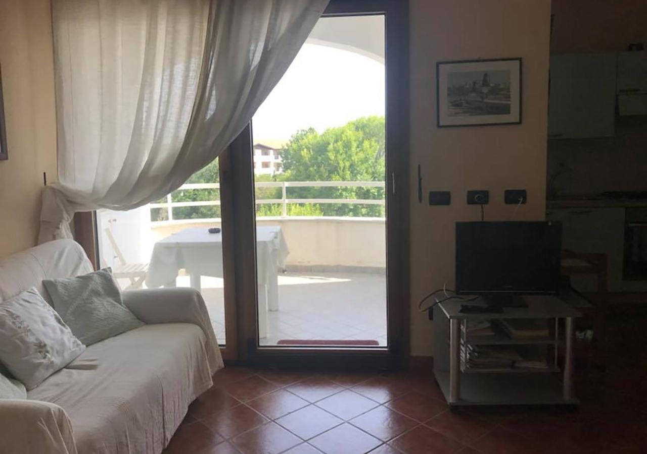 Апарт отель Le Residenze Blu Sardinia Ла-Калетта Экстерьер фото